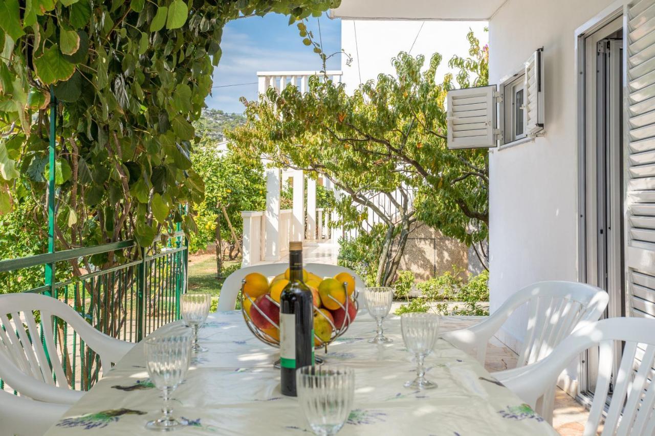 Seaside Holiday House Poljica, Trogir - 5161 Marina Zewnętrze zdjęcie